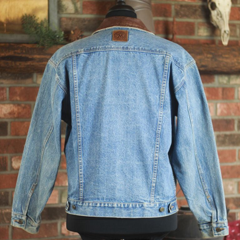 Marlboro Country Store Denim Jacket Leather Collar Flannel Lined Size Medium Vintage