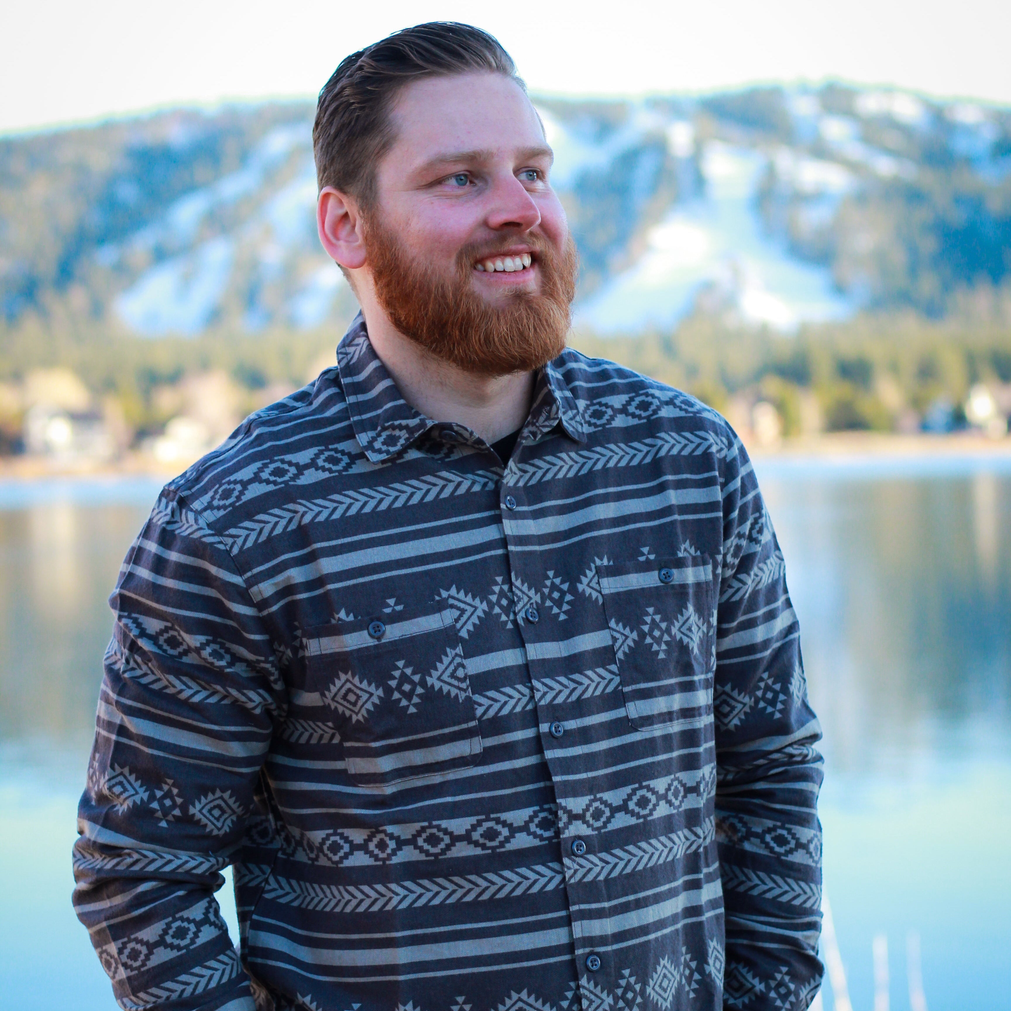 TRUE CRAFT Printed Gray Native Stripe Flannel