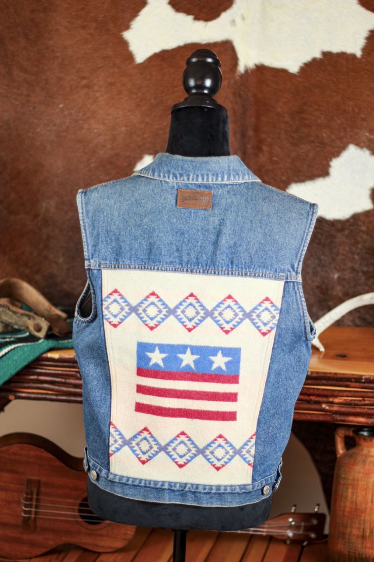 Pendleton Denim Vest Wool USA Flag Back Panel Medium Western Southwestern Vintage