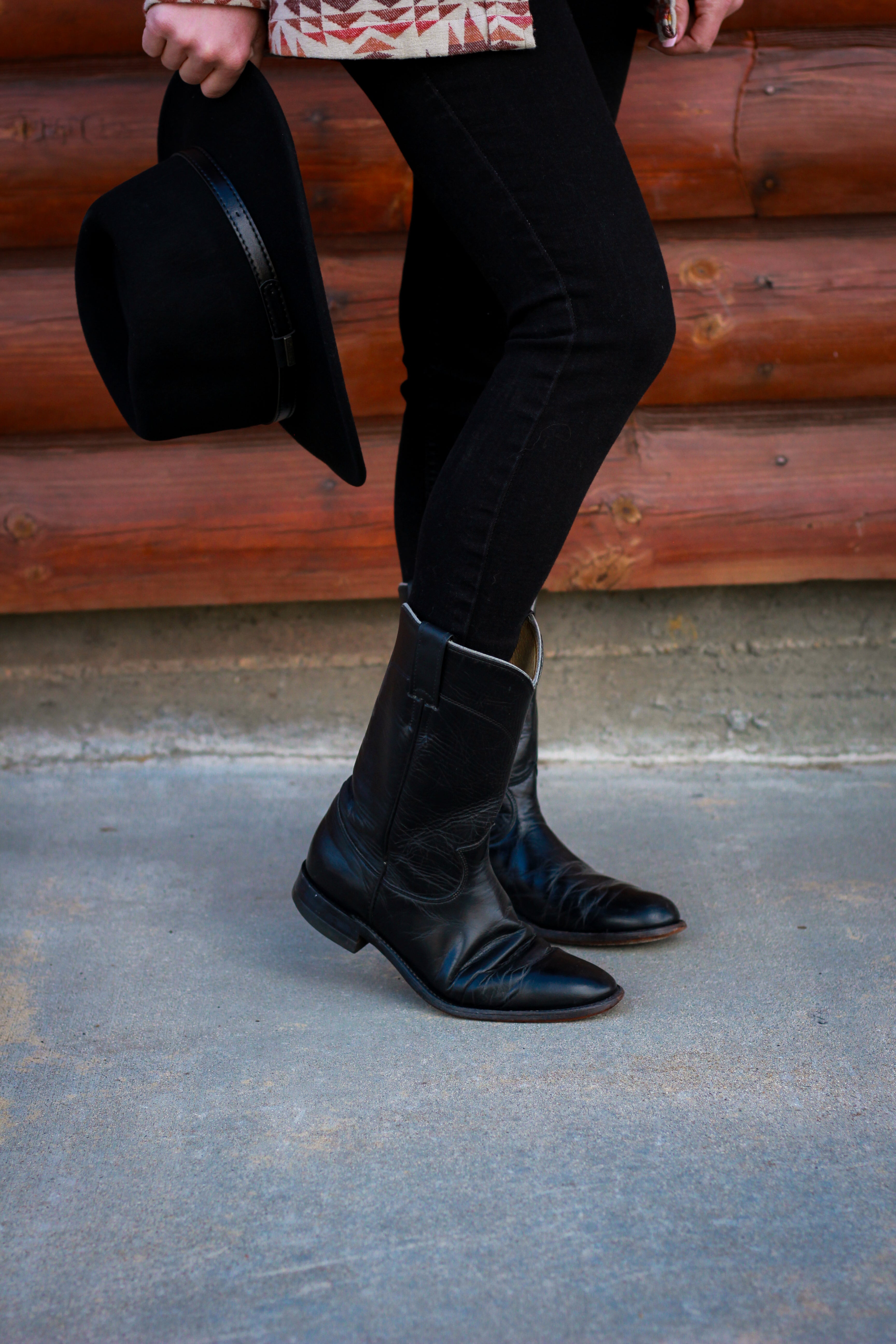 Justin Black Leather Cowboy Boots Mens Size 7.5 Vintage Western Riding Boots