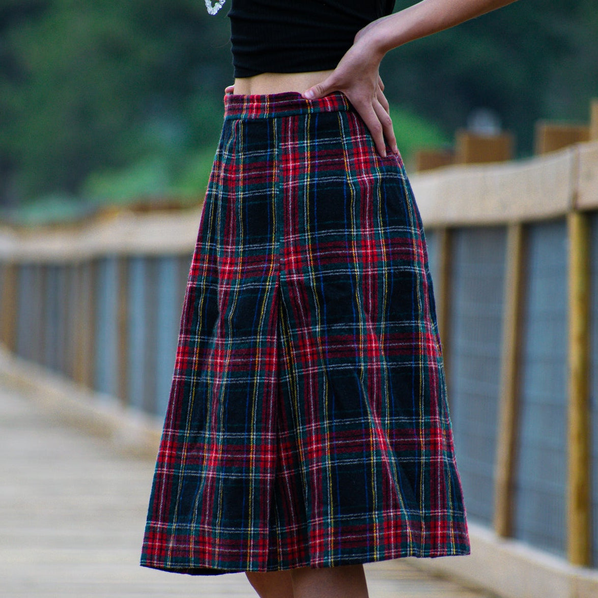 Handmade Vintage TARTAN Wool Skirt - HIgh Waist Front Pleat Size Small Waist 25" Waist - American Made in USA