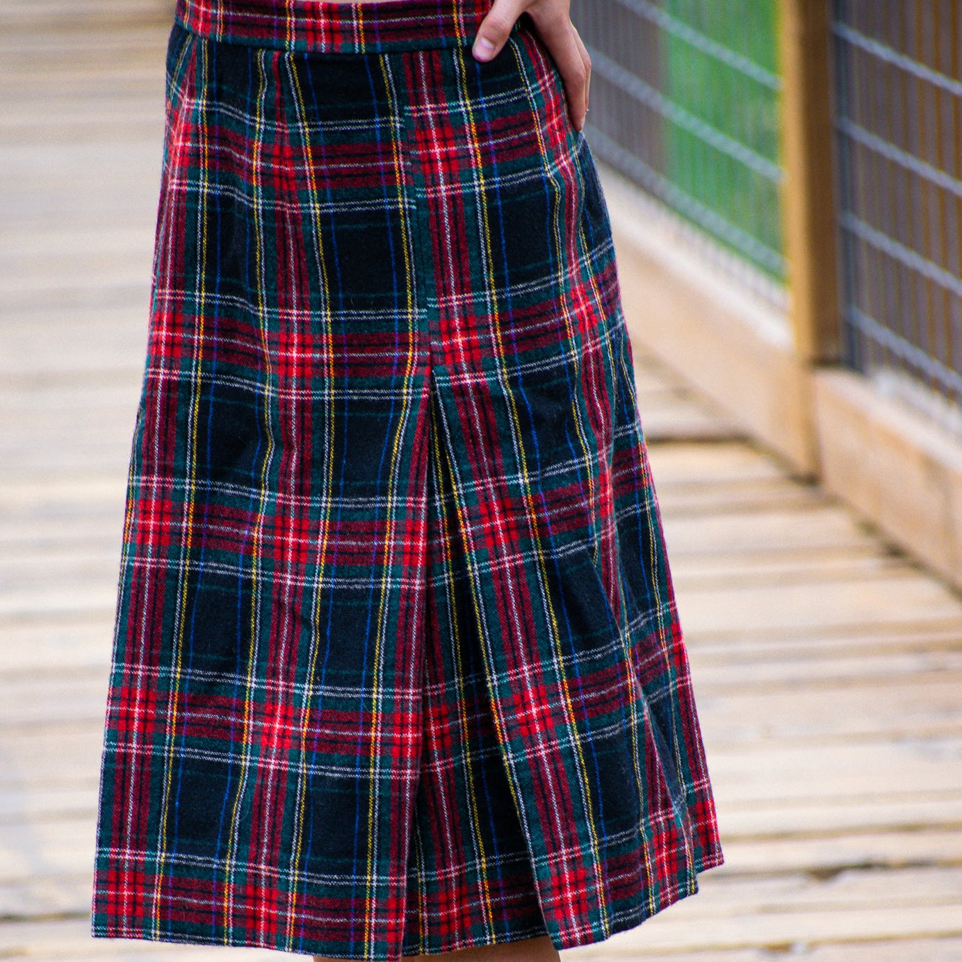 Handmade Vintage TARTAN Wool Skirt - HIgh Waist Front Pleat Size Small Waist 25" Waist - American Made in USA