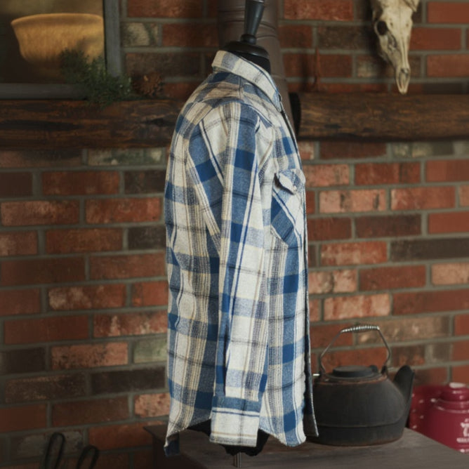Wrangler White Blue Plaid Snap Button up Size   15 1/2 -34