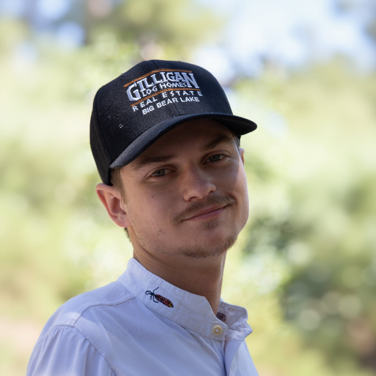 Gilligan log homes Hat