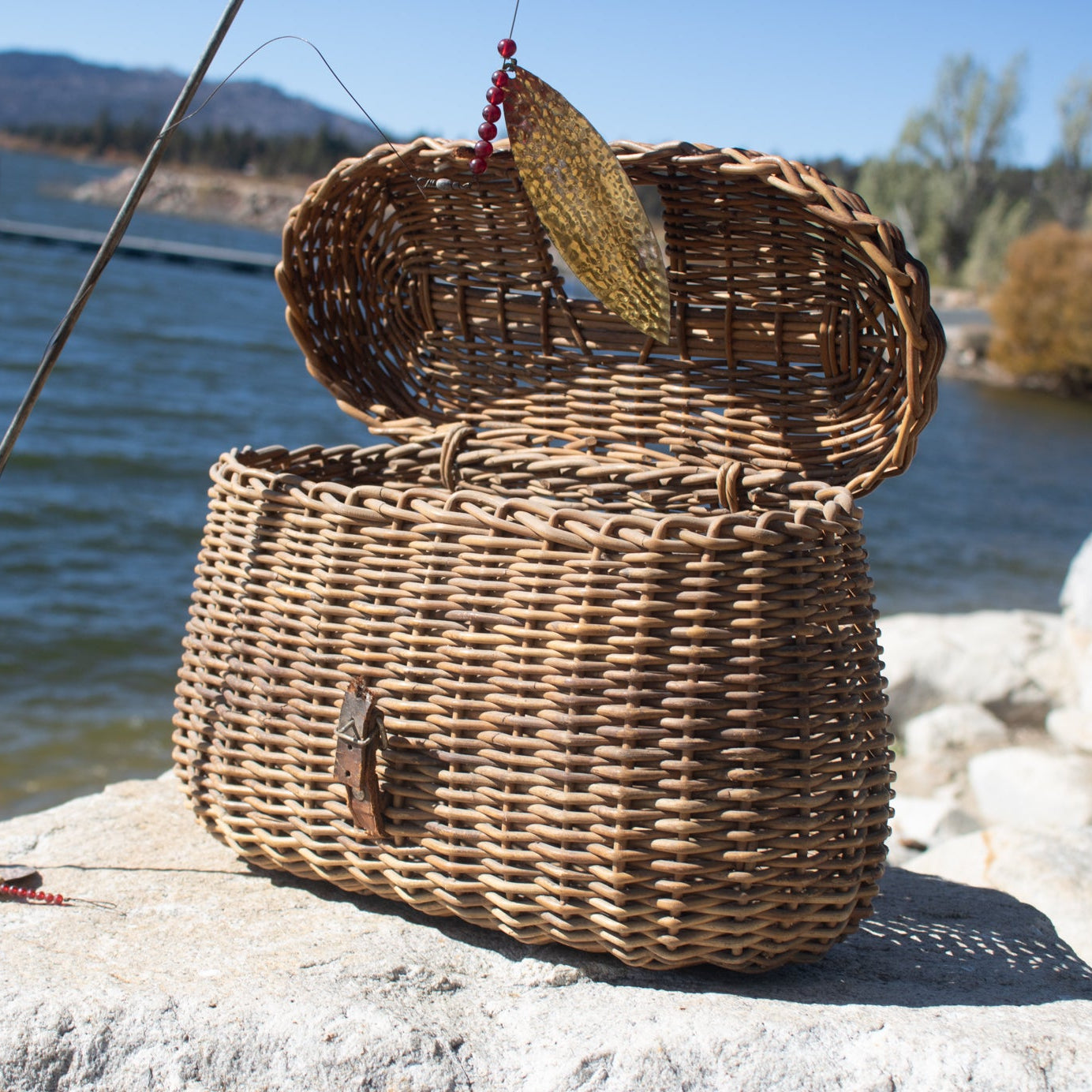 Vintage FIshing Creel Wicker Basket