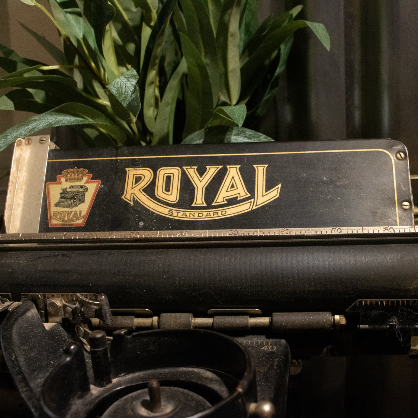 Royal 1930/1940 Standard Typewriter