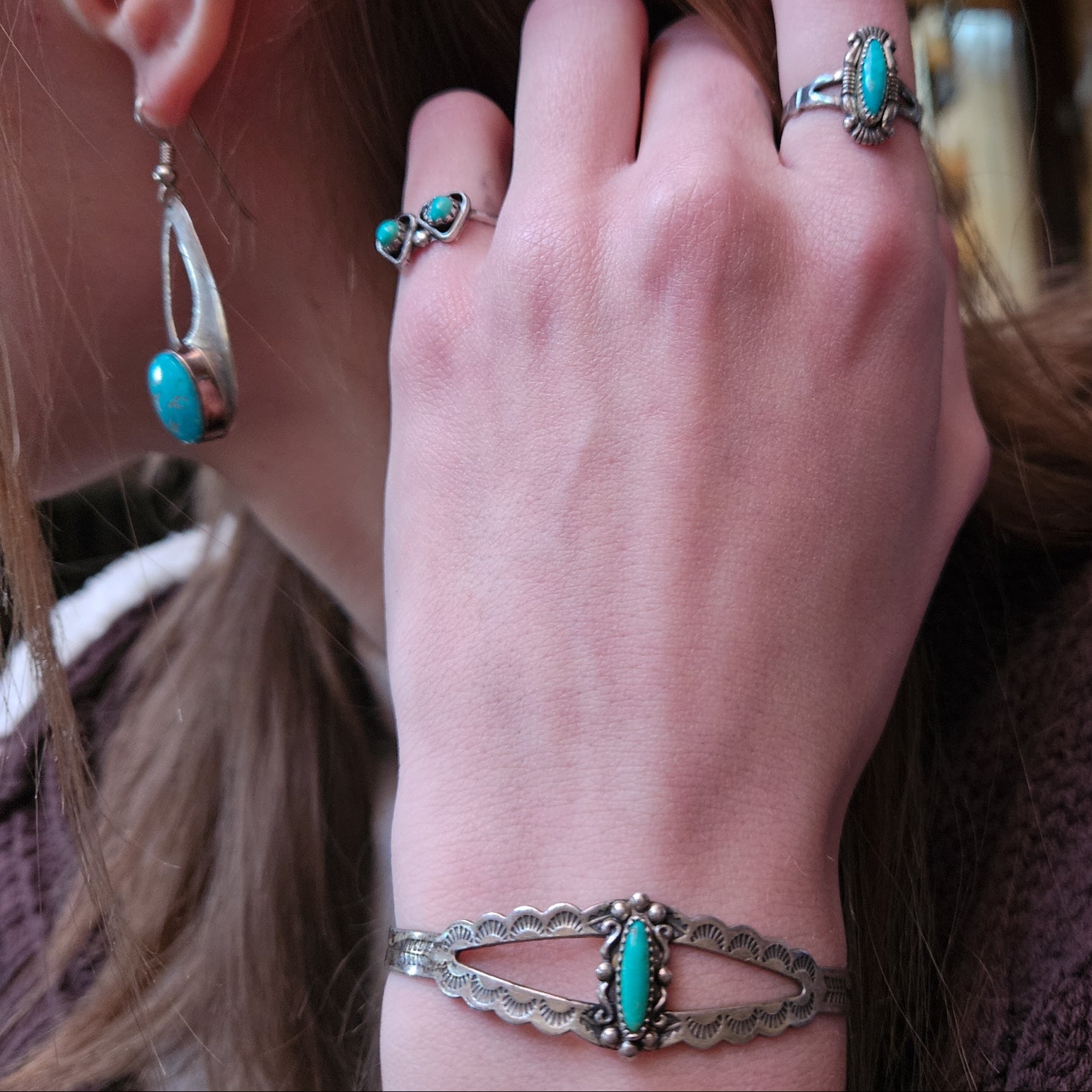 Vintage Navajo Oval Hachita Turquoise Sterling Silver Cuff Bracelet Handmade in New Mexico