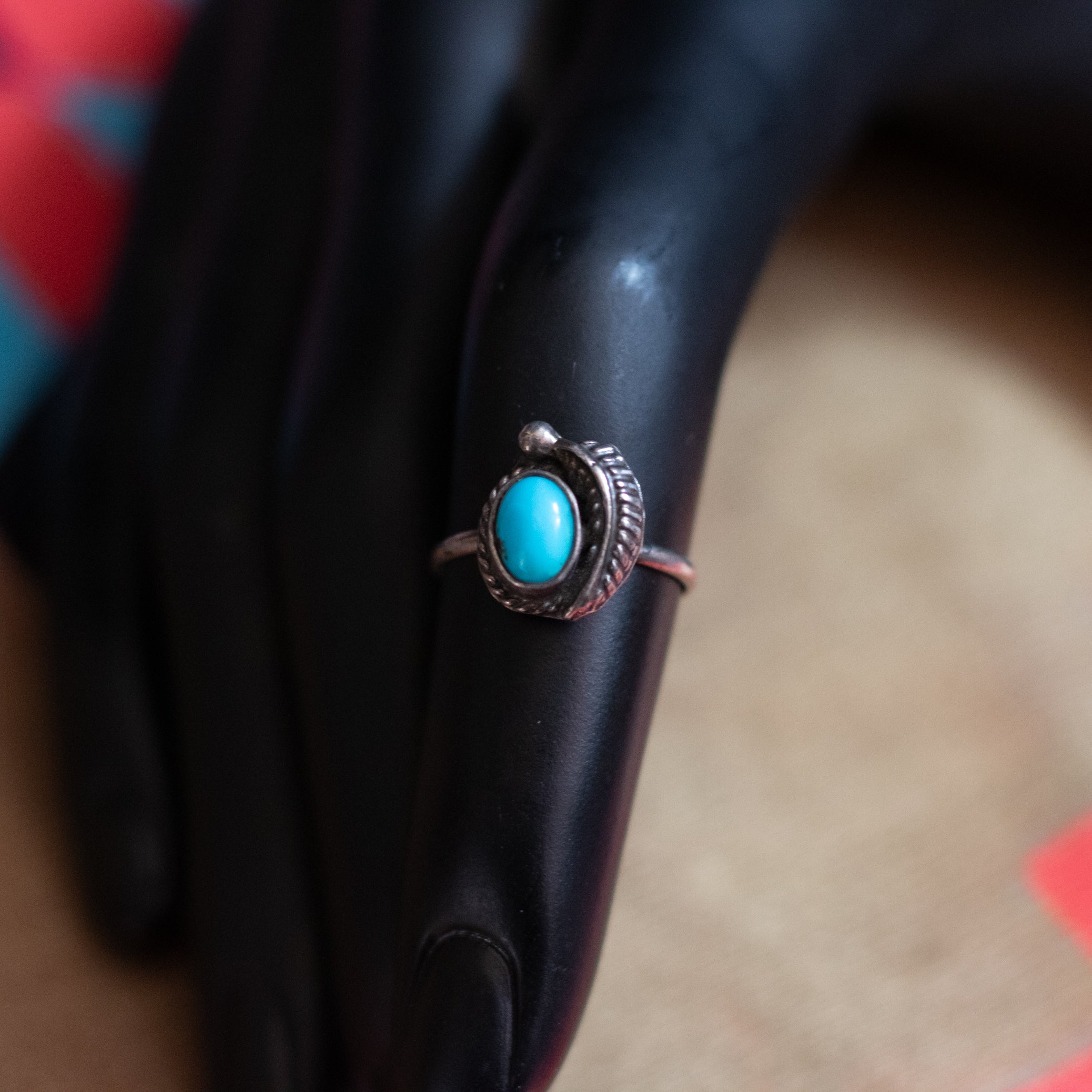 Amazing Turquoise Gemstone Sterling Silver Ring Feather Detail Size 5