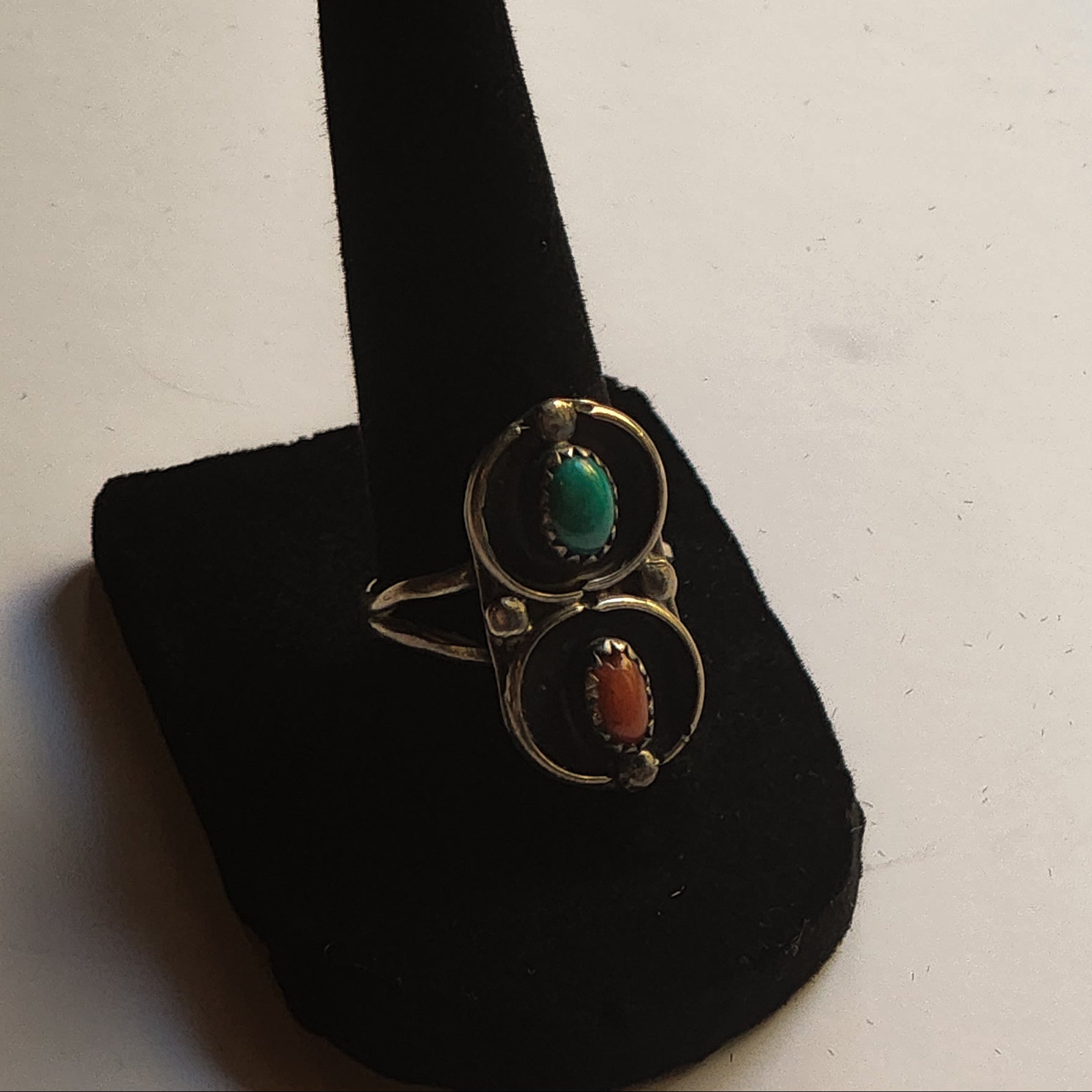 Turquoise and Coral Gemstones embedded in Sterling Silver Boarders Size 8