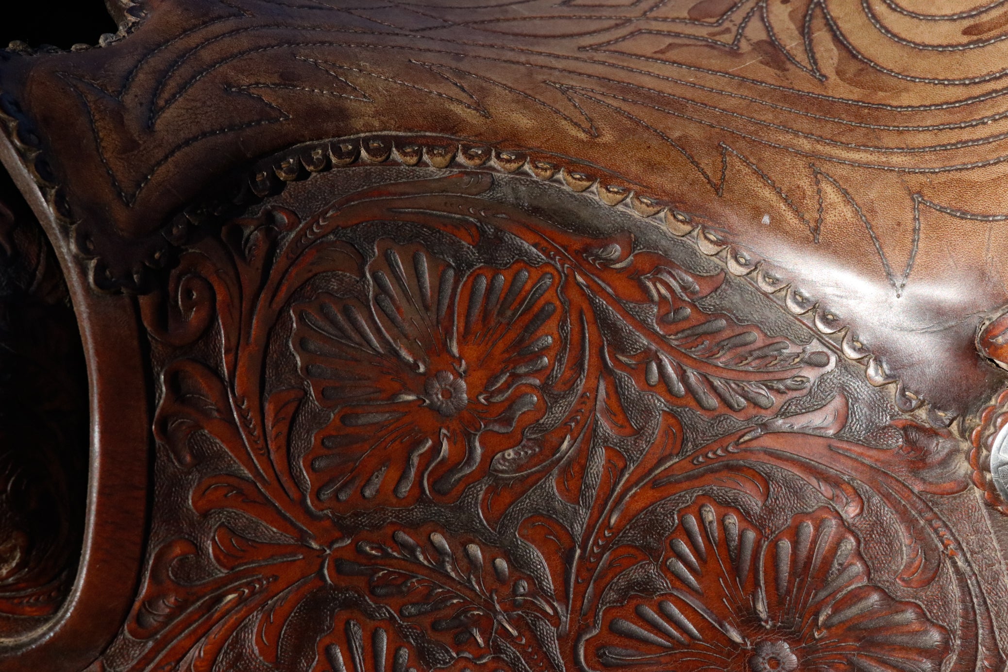 Vintage 1947 Tex Tan Heregord Series 16 inch Western Show Saddle Model Number 3420