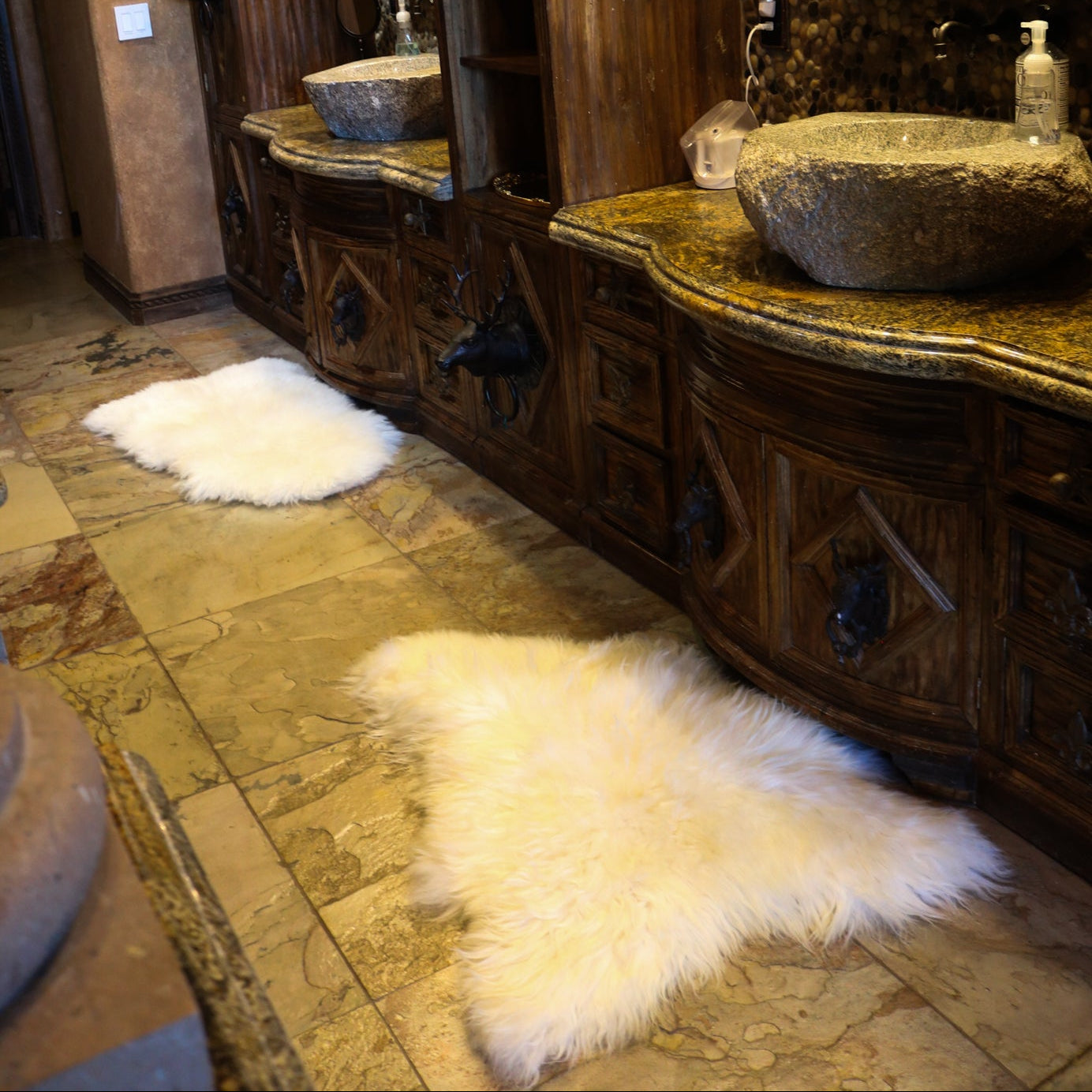 Luxurious Natural White Genuine Icelandic Sheepskin Rug