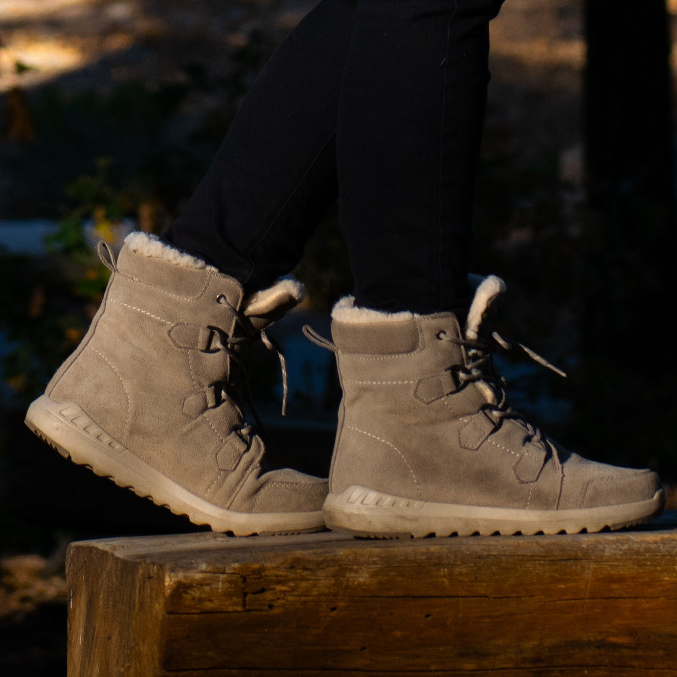 Bear Paw Women's Tyra Boots Size 9