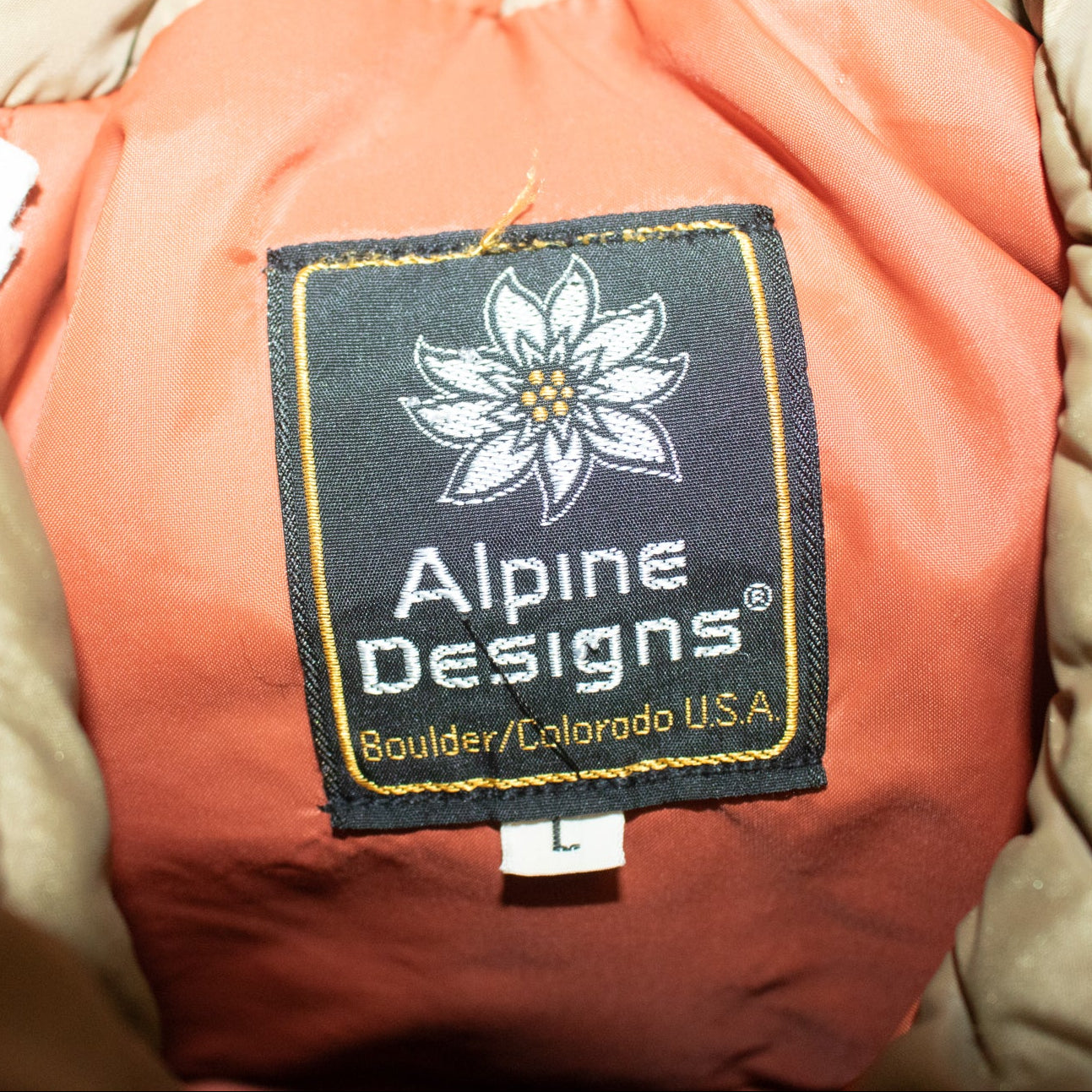 Vintage Alpine Designs Orange Puffer Jacket Insulated Coat Size Large Retro Outdoor Style