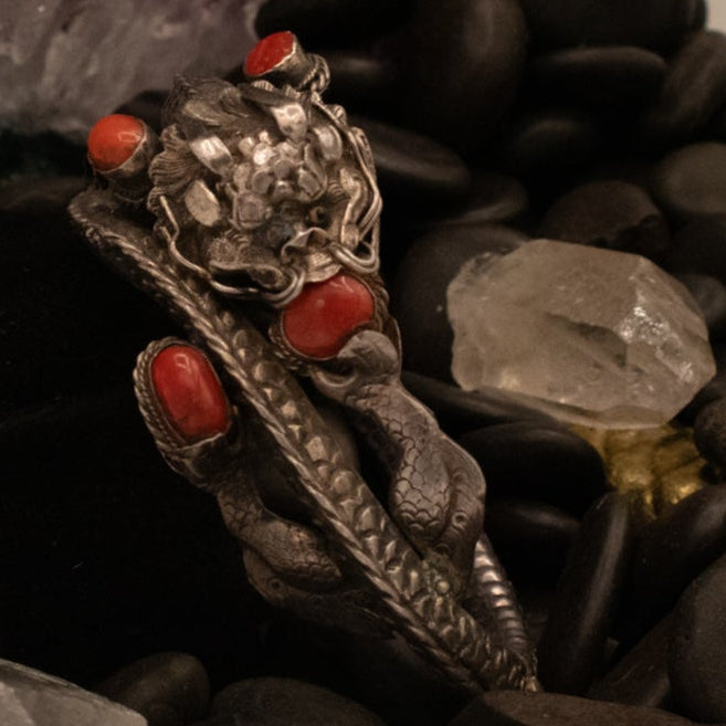 1980's Sterling Silver Tabet Dragon Bracelet