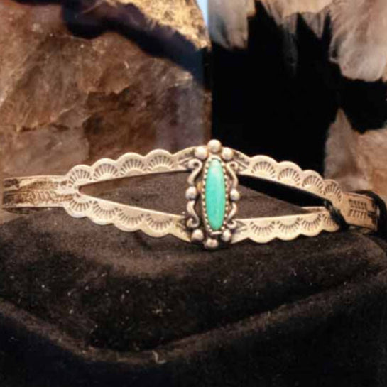 Vintage Navajo Oval Hachita Turquoise Sterling Silver Cuff Bracelet Handmade in New Mexico