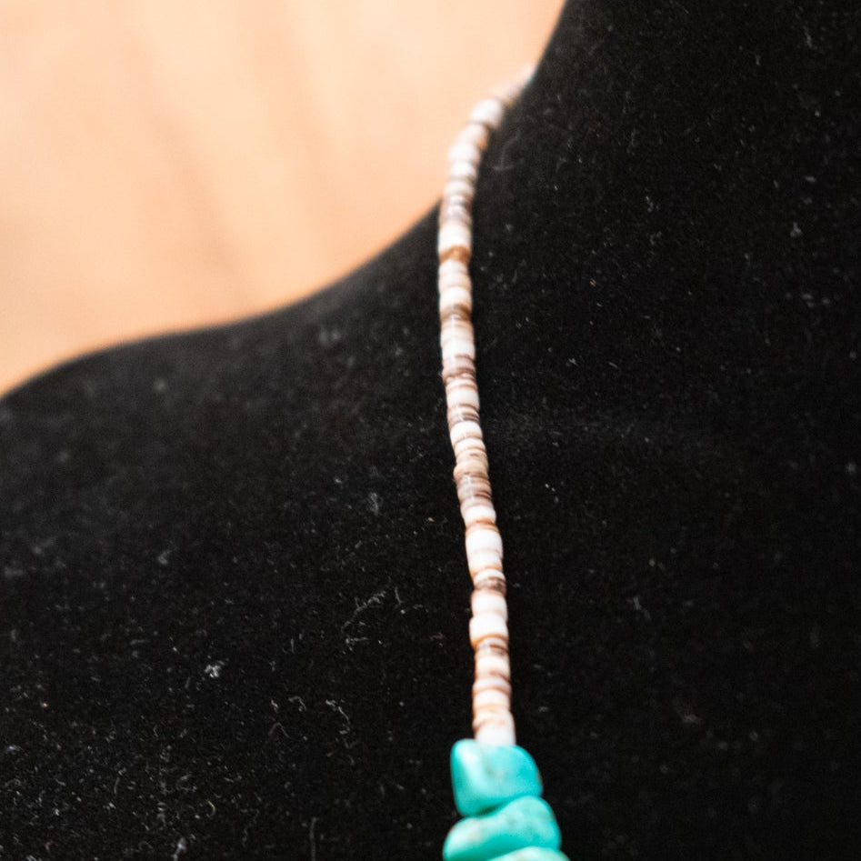 Navajo Indian Battle Mountain Turquoise Stone Nugget Necklace