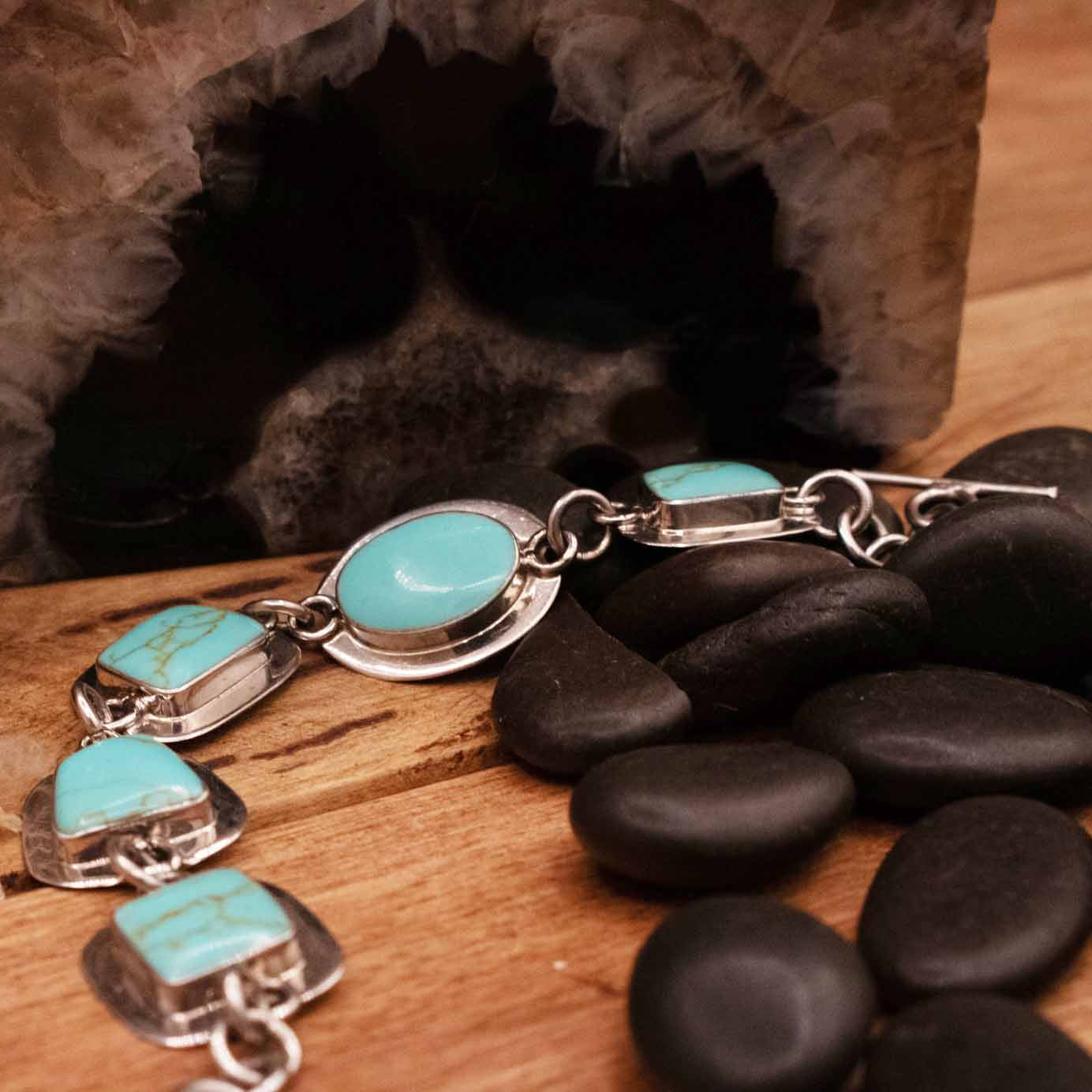Sterling Silver Link Bracelet with 5 Royston Turquoise Gemstones From Mexico
