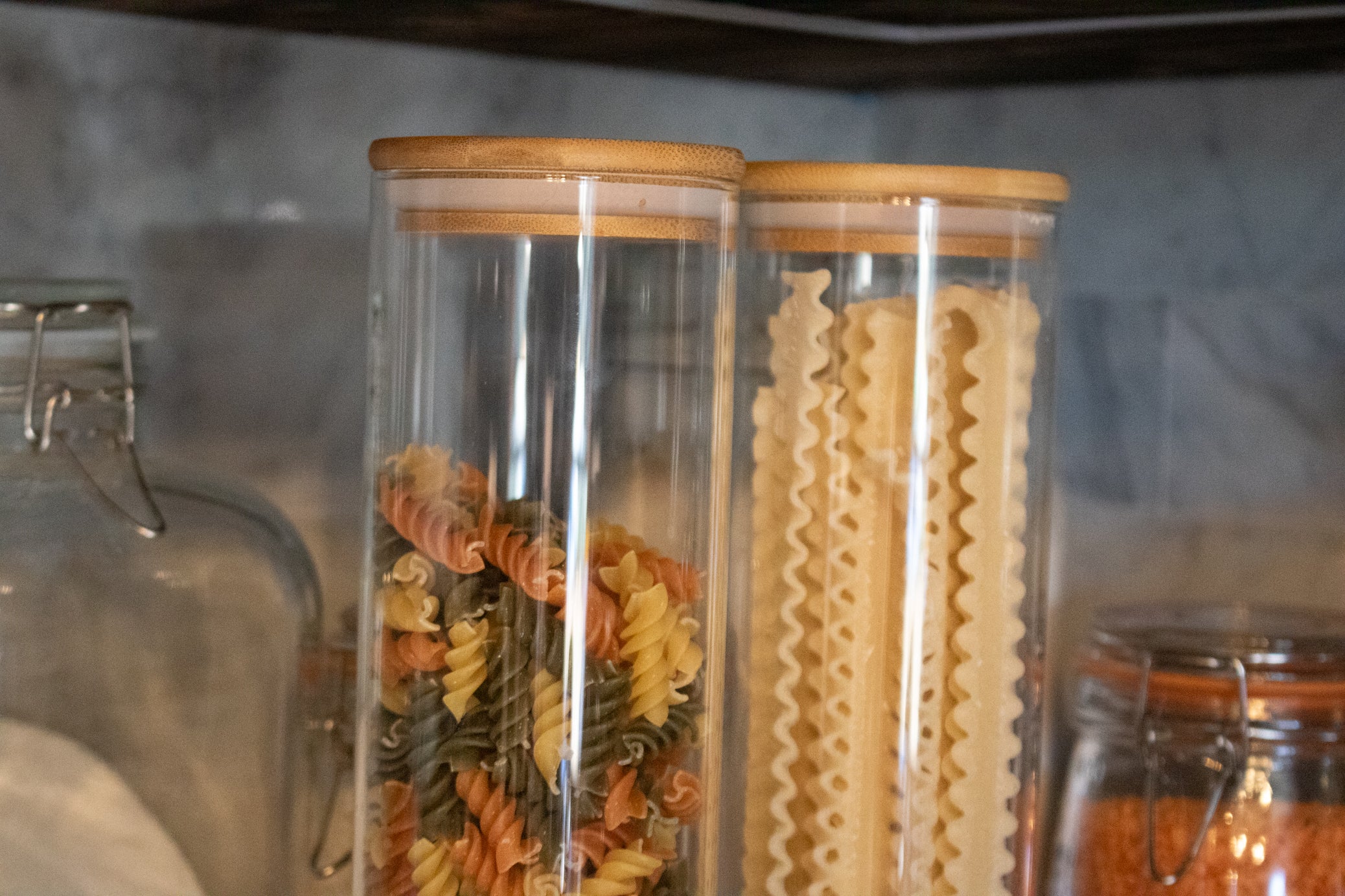 Set of 2 Kitchen Pantry Glass Pasta Storage Container with Lids Food Storage Jar with Wood Lids