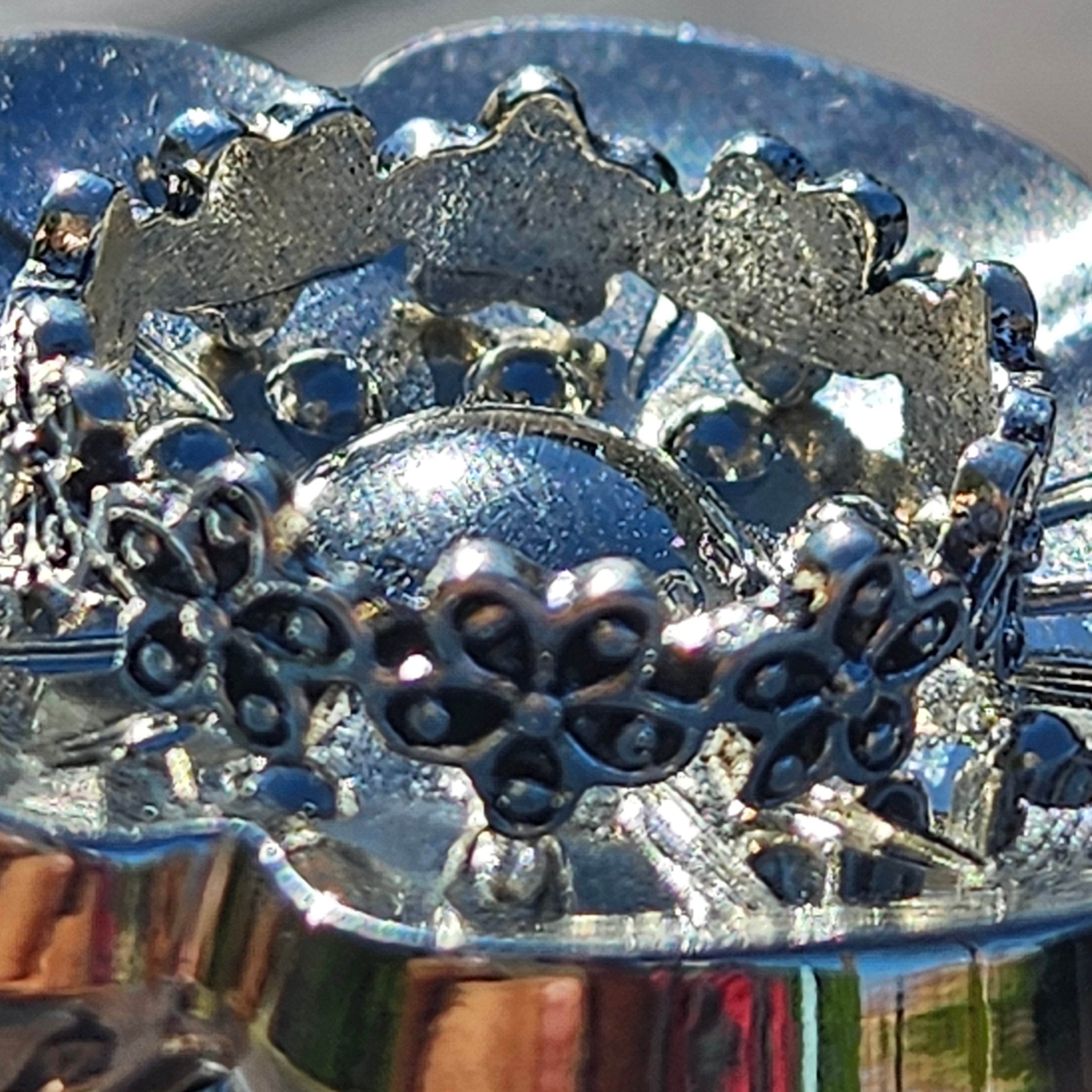 Shiny Alloy Plated Silver Flower Design Ring Size 7 Floral Band Fashion Ring