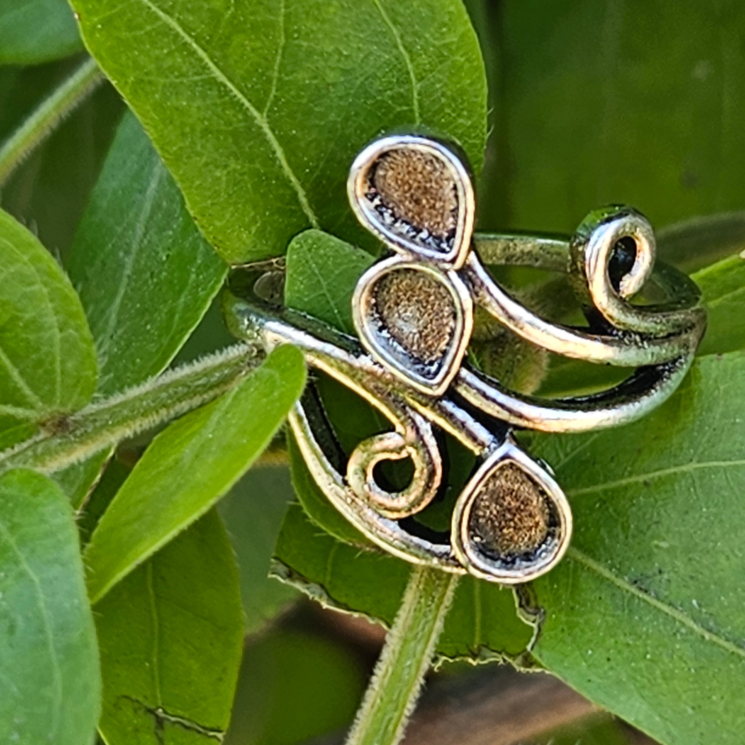A silver-plated alloy ring with a tear drop design, featuring three teardrop-shaped embellishments, Beautiful Boho Alloy Silver Plated Ring Size 6