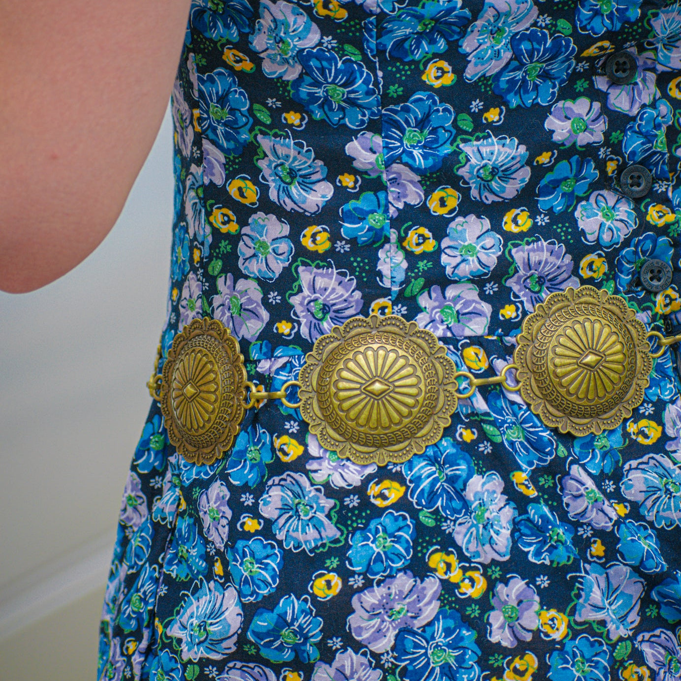 Brass Toned Metal Round Concho Belt Fits 26 to 38