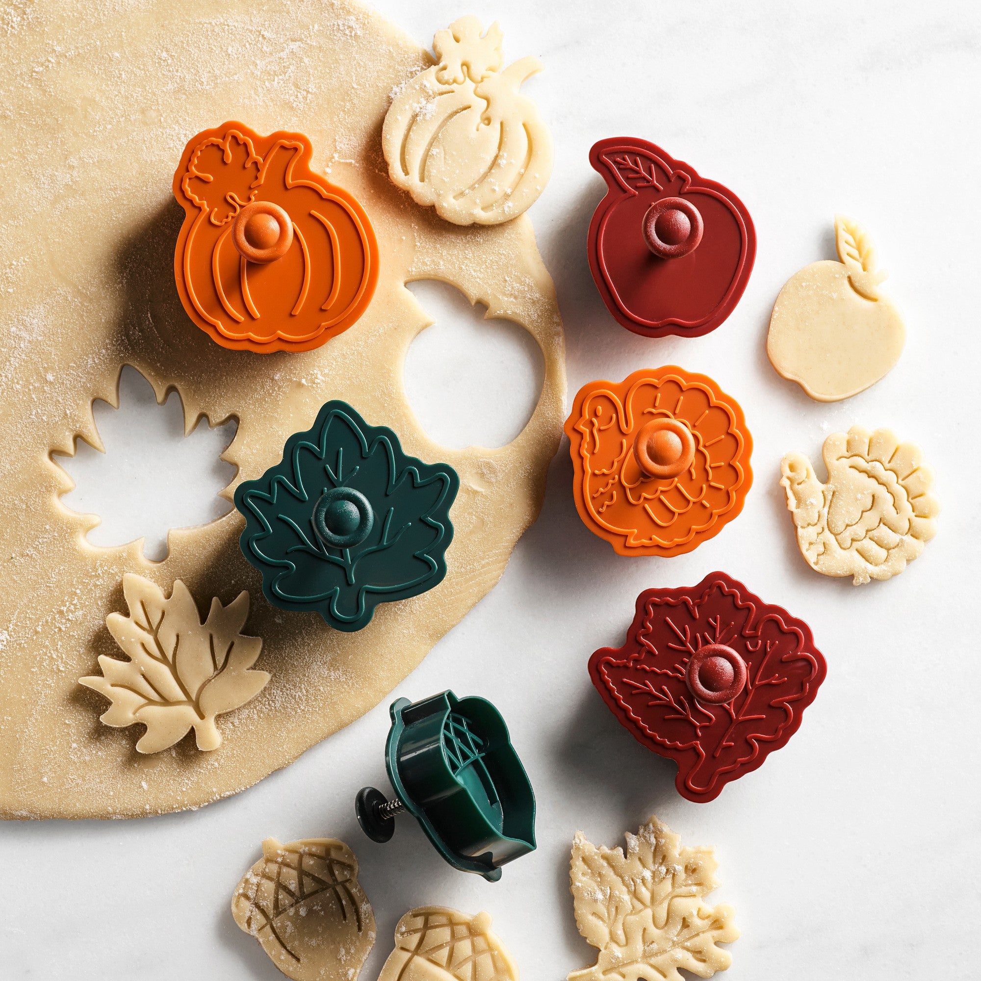 Williams Sonoma Autumn Pie Crust Cutters Set of 6 Fall Baking Cookie & Pastry Stamp Cutters